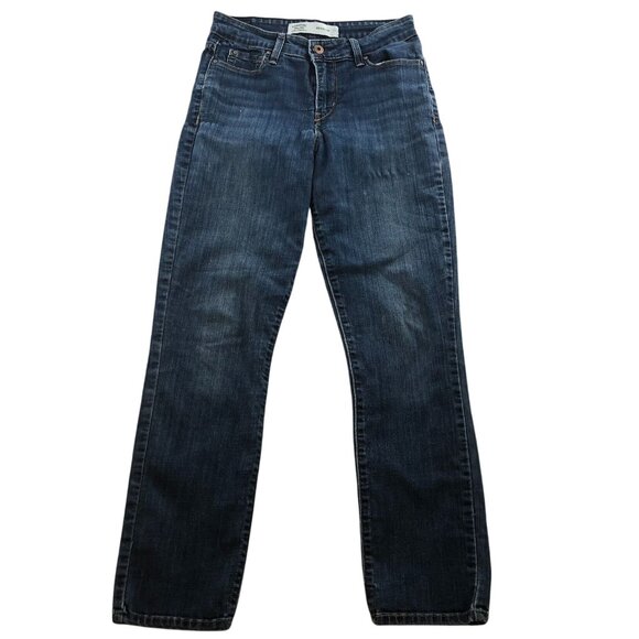 Levi's Women's Signature Jeans Size 2M Mid Rise Slim Straight Classic Blue Denim - Picture 1 of 16